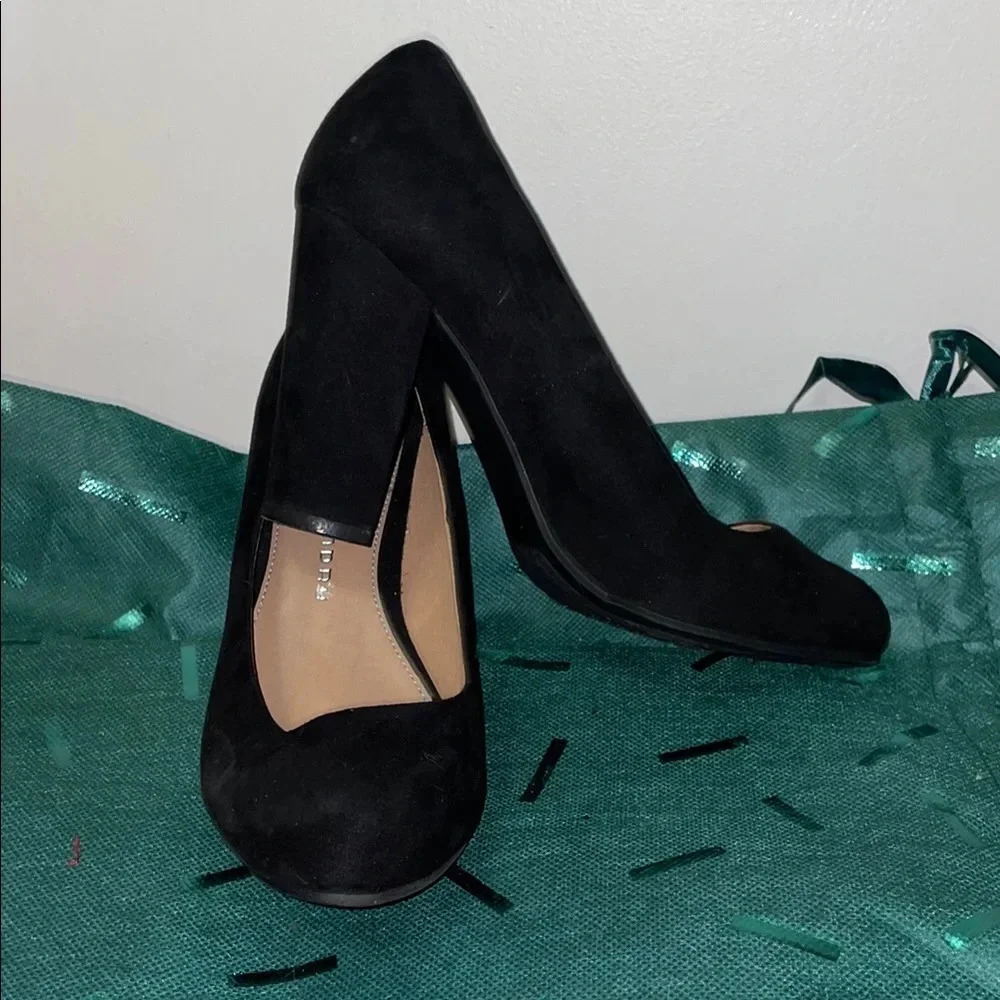 Chinese Laundry Black Heels Classic Design (8)